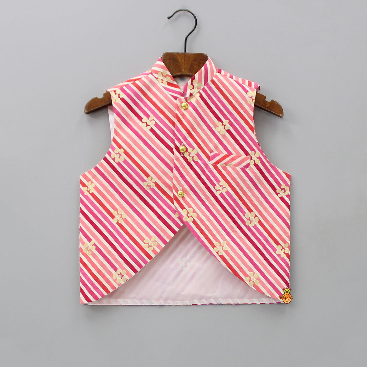 Off White Kurta And Diagonal Striped Jacket With Pyjama