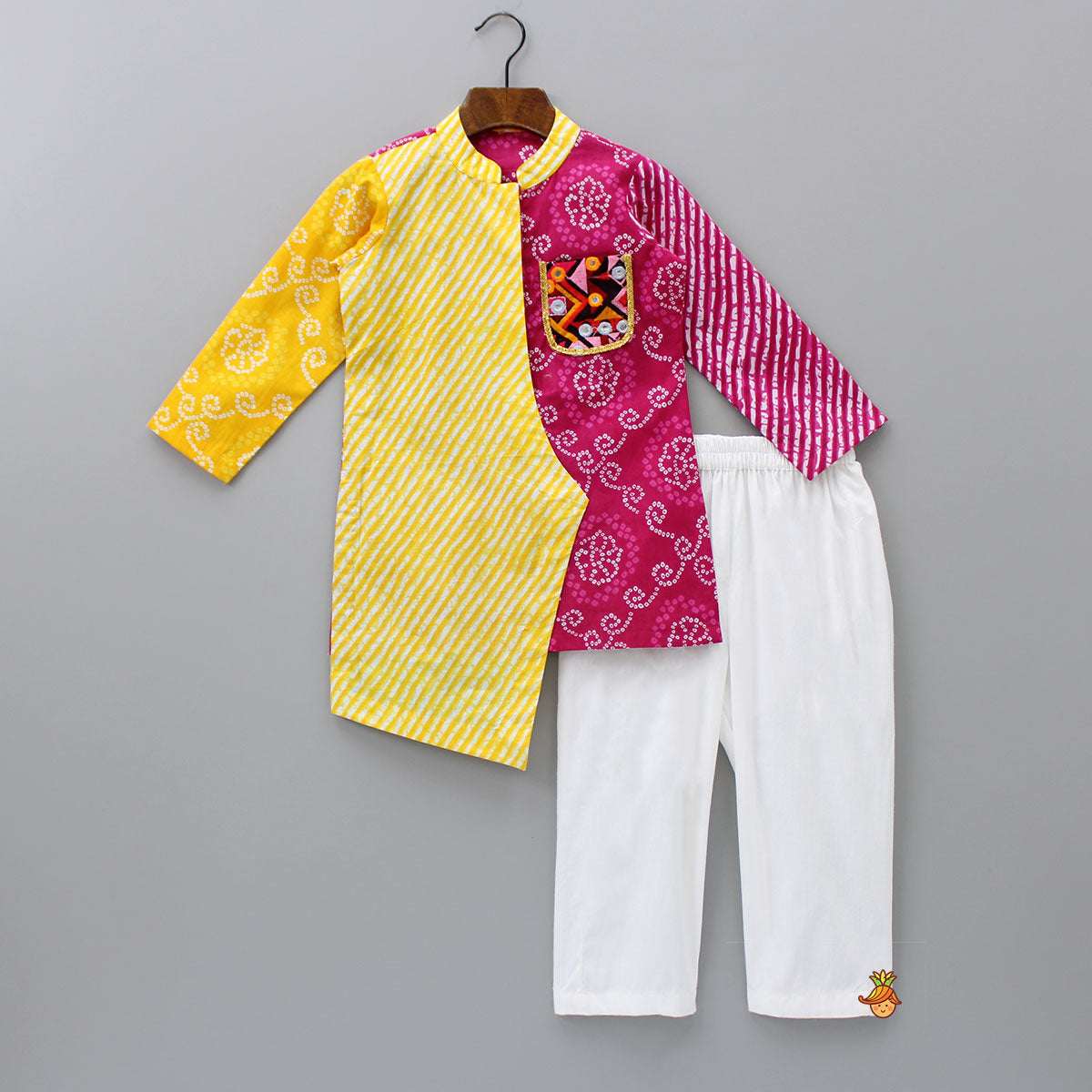 Pre Order: Stylish Leheriya And Bandhani Printed Kurta With Pyjama