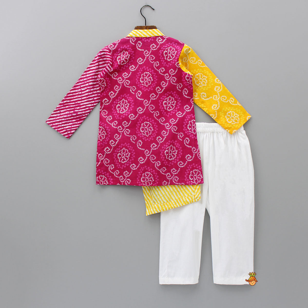 Stylish Leheriya And Bandhani Printed Kurta With Pyjama