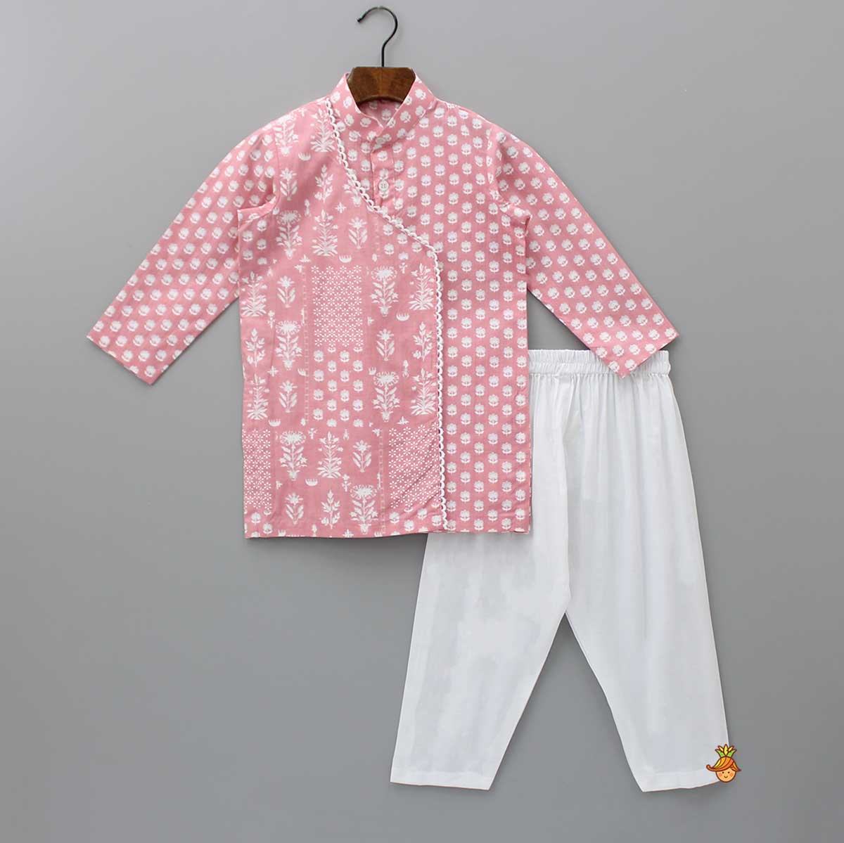 Stylish Floral Printed Cotton Kurta With Pyjama