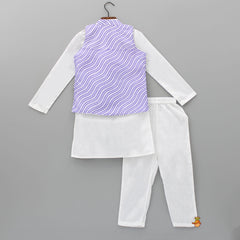 Pre Order: White Kurta With Bandhani Printed Jacket And Pyjama
