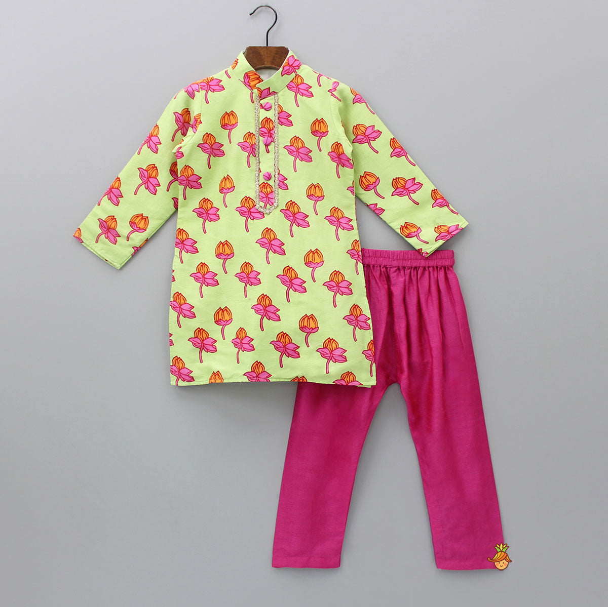 Pre Order: Floral Printed Mandarin Collar Green Kurta With Pink Pyjama