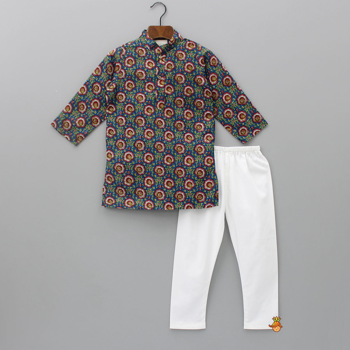 Multicolour Motifs Printed Cotton Kurta With Pyjama