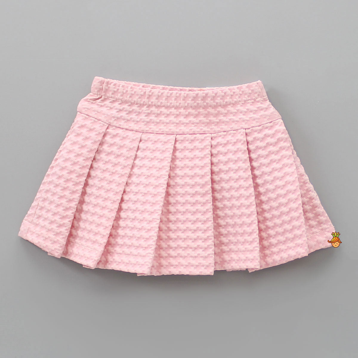 Pretty Pink Shirt Style Top With Pleated Skirt