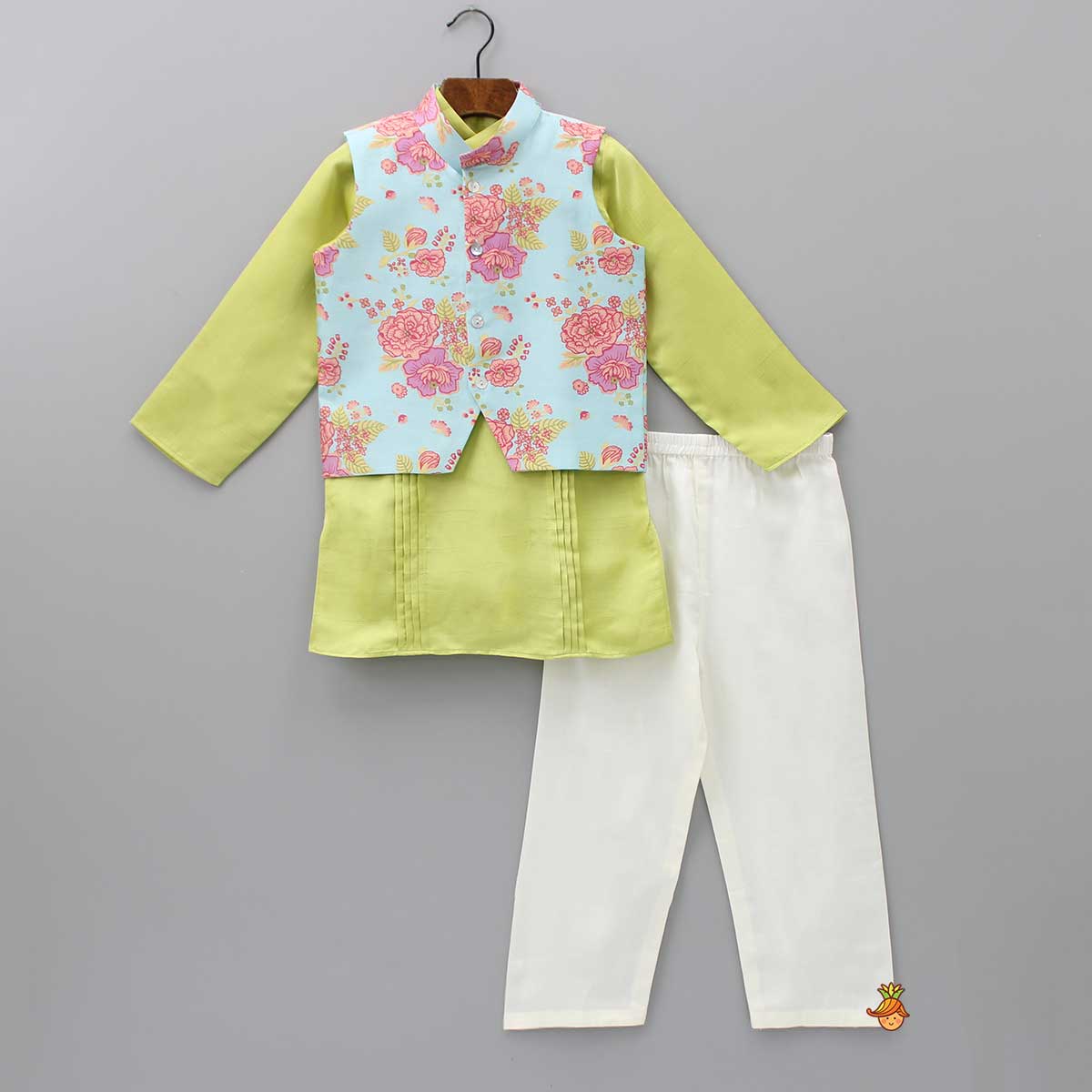 Green Pin Tuck Ethnic Kurta With Floral Jacket And Pyjama