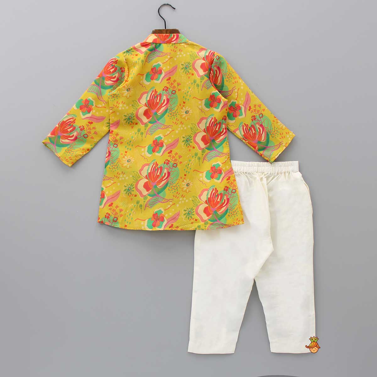 Pom Poms Adorned Yellow Kurta And Pockets Detail Pyjama