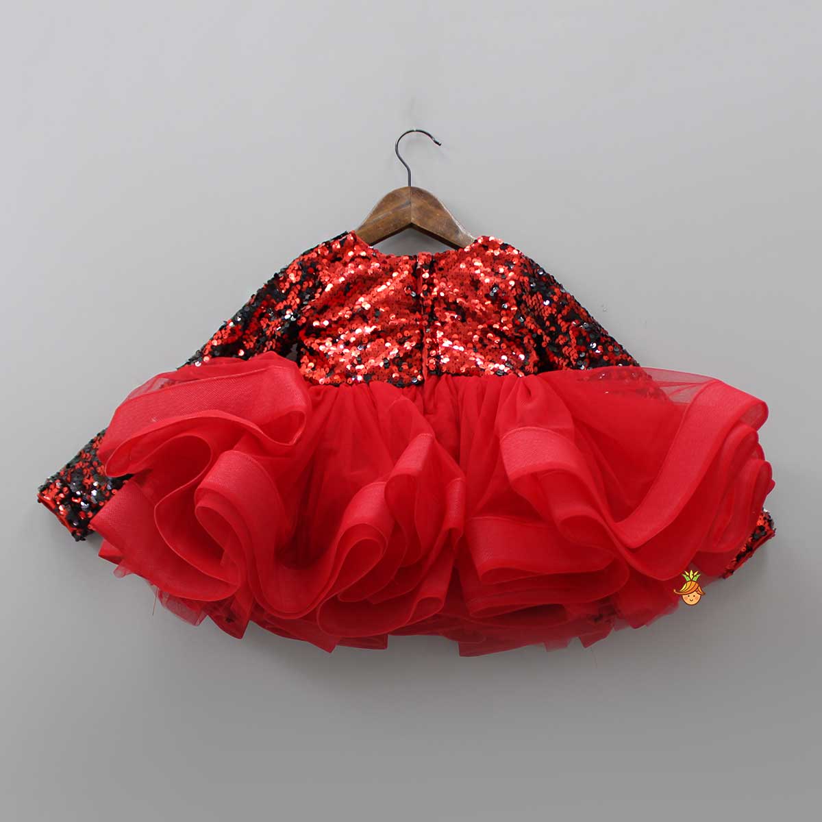 Elegant Red Sequined Bow Dress