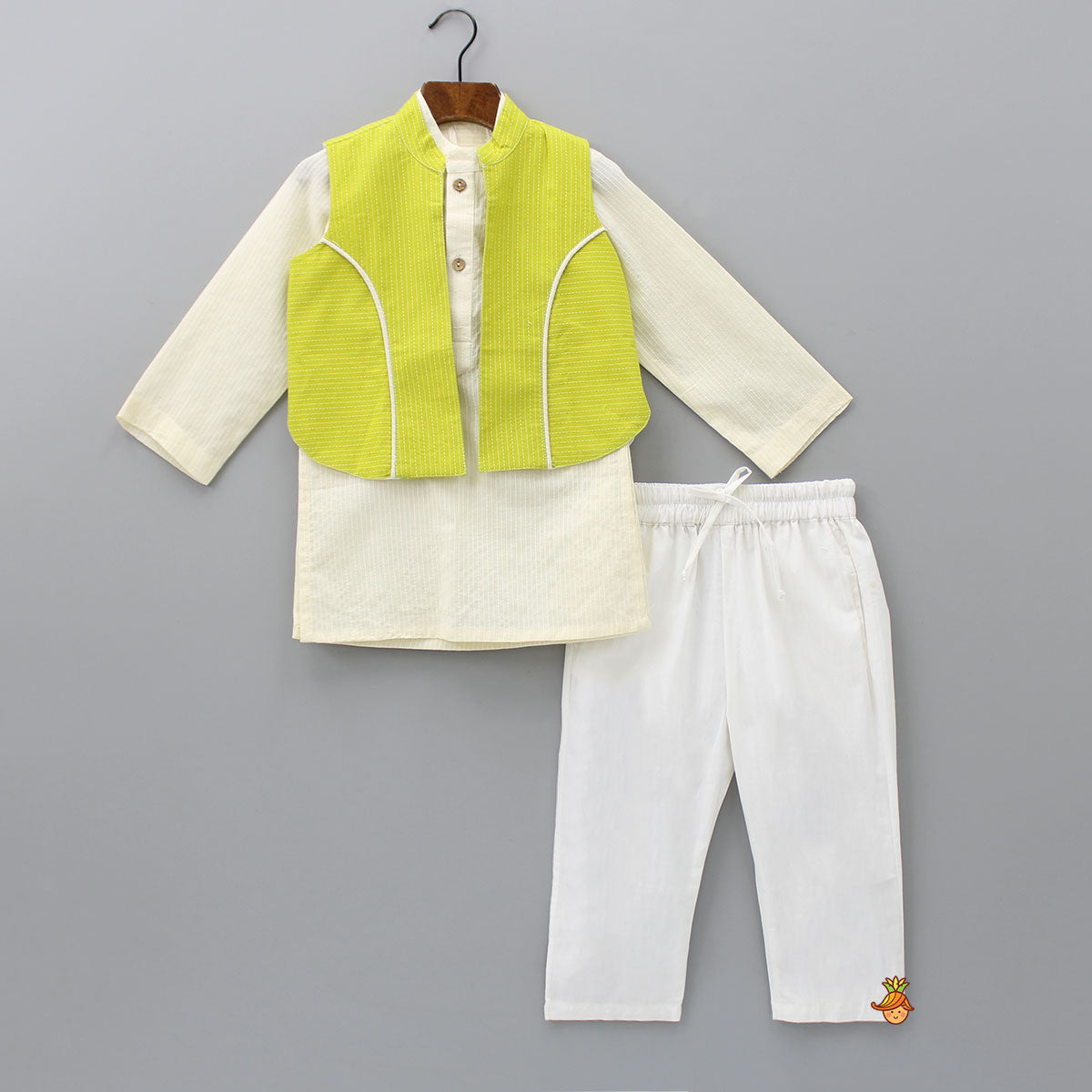 Pre Order: Cotton Cream Kurta With Green Jacket And Pocket Detail Pyjama