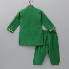 Pre Order: Attached Brocade Flap Green Kurta And Pyjama