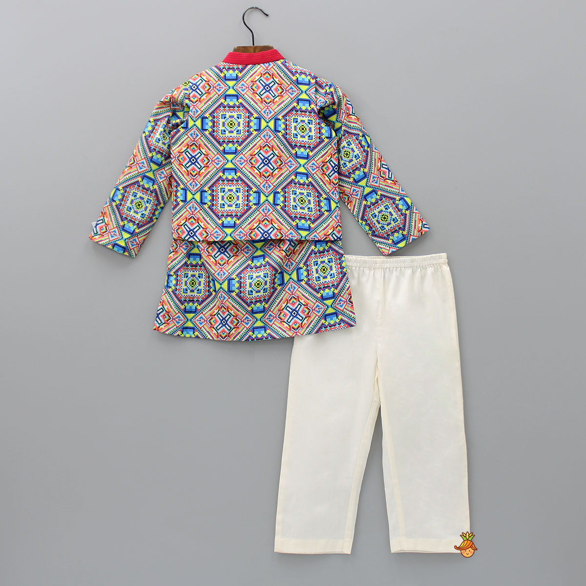 Multicolour Mandarin Collar Printed Kurta With Jacket And Pyjama