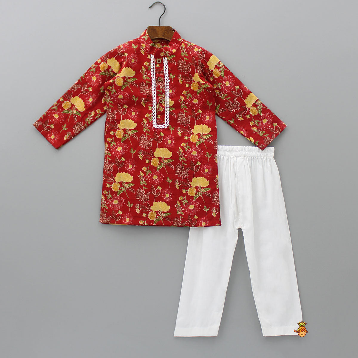 Lace Detail Front Placket Red Printed Kurta And Pyjama
